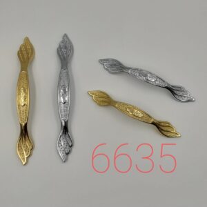 6635