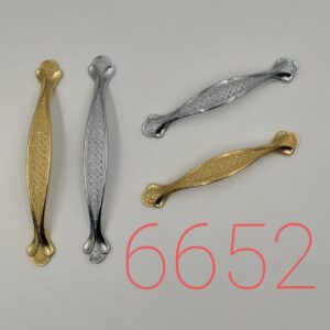 6652